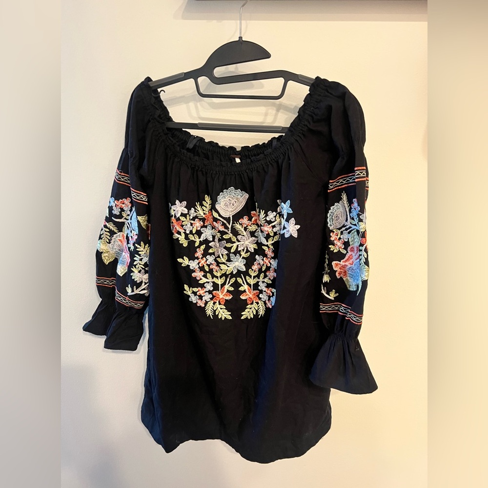 Free people off shoulder black embroidery dress. Small/petite